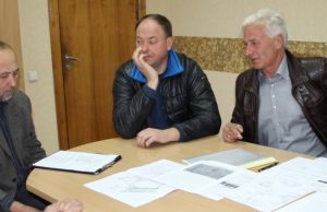 Projekto vadovas Stasys Parojus (iš kairės)