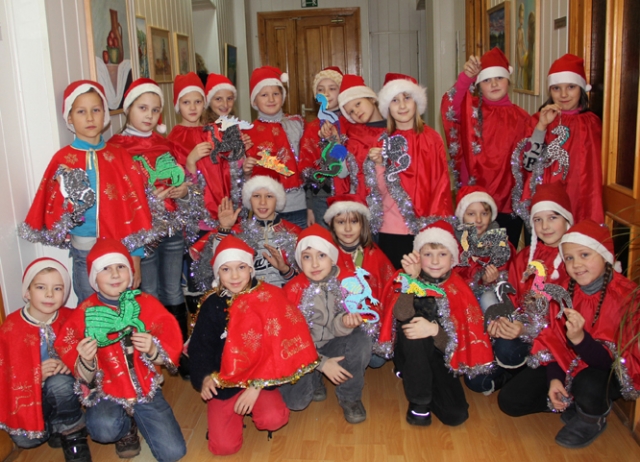 Redakcioje - šaunieji Rokiškio pradinės mokyklos nykštukai. D.Zibolienės nuotr.