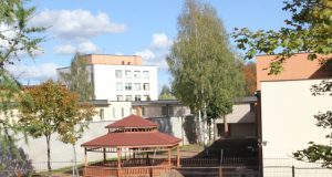 Rokiškio psichiatrijos ligoninės aplinka tvarkoma ir pritaikoma pacientų reabilitacijai. D.Zibolienės nuotr.