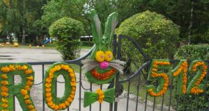 Lopšelio-darželio "Pumpurėlis" vaikų ir jų auklėtojų dovana gimtajam miestui. N.Byčkovskio nuotr.