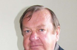 Valstybinė maisto ir veterinarijos tarnyba tikrino rajono kebabines Rajono VMVT vyriausiasis specialistas-maisto produktų inspektorius Mindaugas Puodžiūnas. D.Zibolienės nuotr.