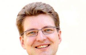 Pilietiškumas – tuščia sąvoka ar visuomenę sutelkiantis jausmas? Dainius RADZEVIČIUS