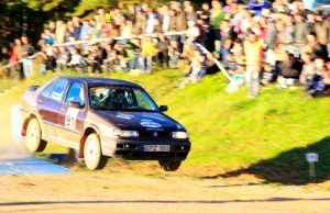 „Utenos pavasario“ ralyje – du rokiškėnų ekipažai G.Bajorūnas ir M.Valiulis lenktyniauja „Seat Toledo“ automobiliu. M.Valiulio archyvo nuotr.