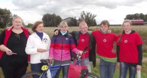 Akcijos dalyviai E.Danienė (iš kairės)