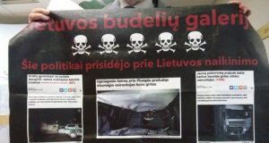 Reklaminio ploto pasiūlymas Seimo nariams balsuojantiiems už alkoholio pramonei palankius įstatymus.