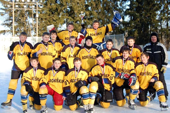 Paramą jaunųjų ledo ritulininkų klubui „Sparta“ renka jo vadovai