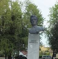 Po Baltijos kelio – diskusijos apie Jakovo Smuškevičiaus paminklo likimą Rajono savivaldybė planuoja J. Smuškevičiaus aikštės rekonstrukciją. D. Zibolienės nuotr.
