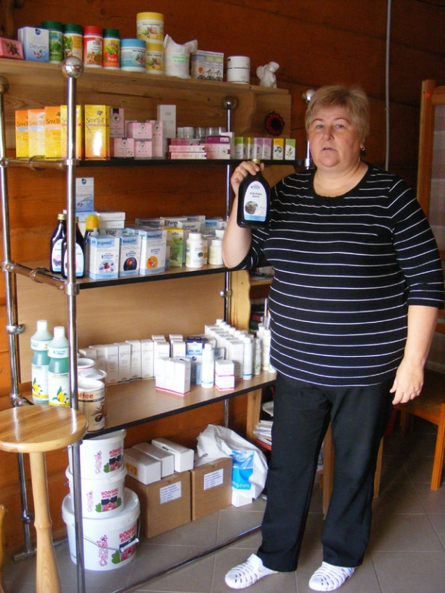 Verslininkė Zita Ruzienė prekiauja natūraliais šveicariškais žolelių papildais