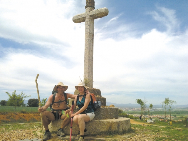 Piligrimų kely apstu kryžių. Šablinskų šeimos archyvo nuotr.