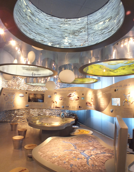 Centro svečiai pagrindinėje ekspozicijos salėje pasijus lyg povandeninėje karalijoje. A.Minkevičienės nuotr.