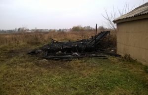 Pandėlio g. esančių garažų masyve vėl sudegė garažas.