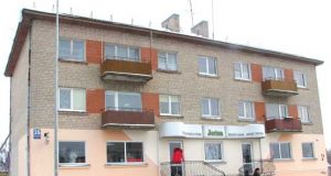 Respublikos gatvės daugiabučio šildymas – vienas brangiausių Rokiškio mieste. N.Byčkovskio nuotr.