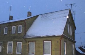 Šio Vilniaus gatvės daugiabučio gyventojai už gruodžio mėn. būsto šildymą mokės brangiausiai – daugiau nei 10 Lt/kv. m. A.Minkevičienės nuotr.