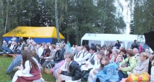 Pasiklausyti P.Širvio poezijos atėjo per 200 žiūrovų