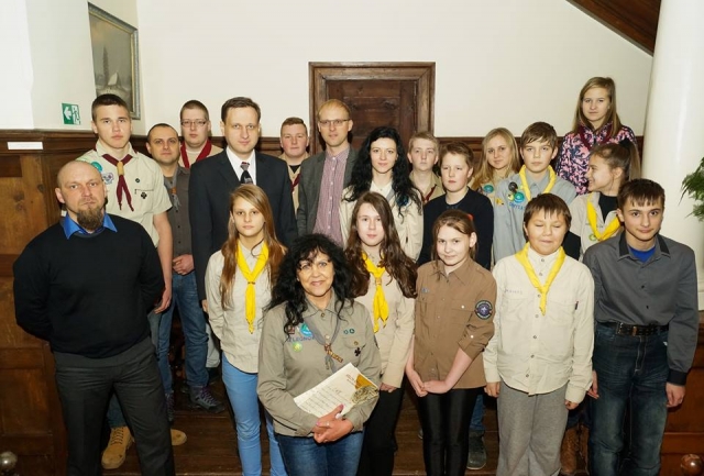 Pasiklausyti T. Baranausko paskaitos apie Sėlos kraštą XIII - XIV a. dokumentuose į muziejų atvyko didžiulis būrys Jurgio Kairio skautų draugovės skautų. Rokiškio krašto muziejaus archyvo nuotr.