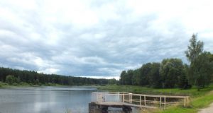 Rokiškio ežeras pasiglemžė miesto gyventoją. A.Minkevičienės nuotr.