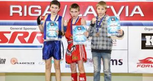 Pasaulio čempionate kovos ir rokiškėnas Dalius Skruodys (viduryje). „Tornado“ klubo archyvo nuotr.