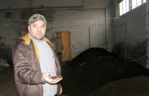 Rolandas Trimailovas: „Iš sliekų galima uždirbti neblogą pinigą ir tuo pačiu apsaugoti gamtą nuo atliekų.“