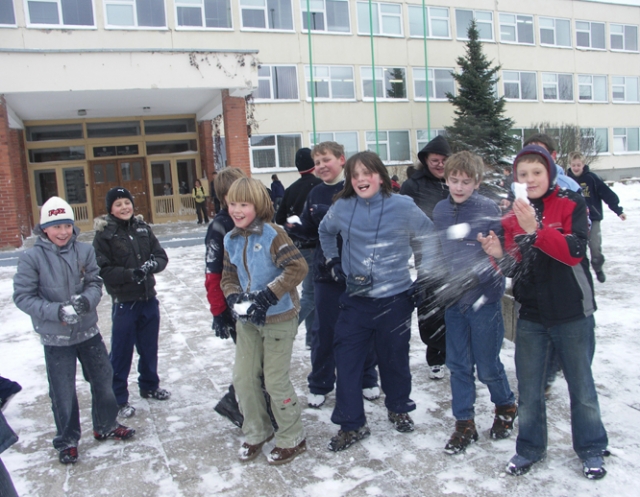 Iki trečiadienio pamokos nevyks tik J.Tūbelio gimnazijoje. D.Zibolienės nuotr.