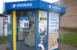 Laisvės gatvės „Snoro“ kioskelį perėmė AB Lietuvos paštas. L.Dūdaitės nuotr.