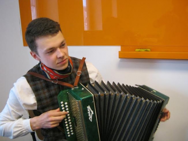 Konkurso diplomantas armonikierius Karolis Streikus iš Rokiškio Rudolfo Lymano muzikos mokyklos. Asmeninio archyvo nuotr. Konkurso diplomantas armonikierius Karolis Streikus iš Rokiškio Rudolfo Lymano muzikos mokyklos. Asmeninio archyvo nuotr.