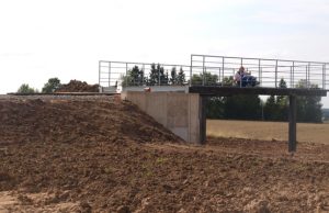 Gireišių punkte kyla apžvalgos aikštelė -estakada.                                  L.Dūdaitės nuotr.