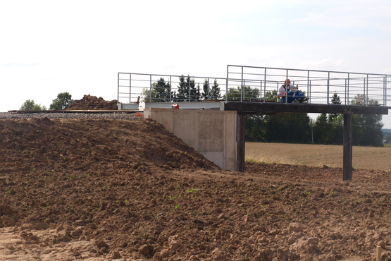 Gireišių punkte kyla apžvalgos aikštelė -estakada. L.Dūdaitės nuotr. Gireišių punkte kyla apžvalgos aikštelė -estakada. L.Dūdaitės nuotr.