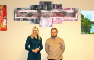 Ūkininkai Birutė Dzikavičiūtė-Kairienė ir Tomas Jarušauskas surengė tapybos darbų parodą.