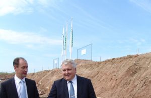 Ir UAB "Ivabaltė" generalinis direktorius I.Tarvydis (dešinėje)