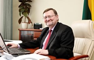 Teisingumo ministras Juozas Bernatonis