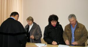 L.Bliūdžiuvienė (iš kairės)