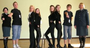 Pandėlio gimnazijos moksleivių komanda.