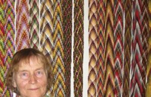 Pynimo subtilybių mokys tautodailininkė Bronislava Kurklietienė.