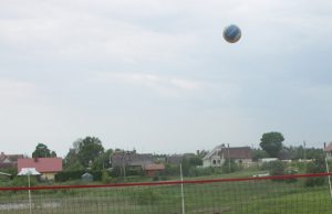 Garbingo miesto 510-ojo gimtadienio proga jau tradiciniu tapęs turnyras šiemet “išaugo“ į tarptautinį. Jame susirungė net 37 komandos iš Lietuvos ir Latvijos. A.Puteikytės nuotr.