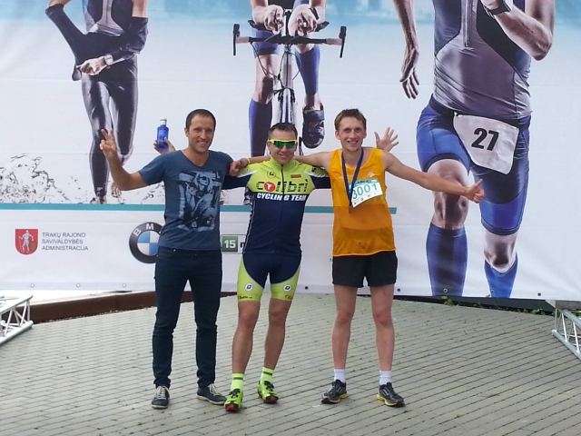 Antrą kartą „Trakų triatlone“ dalyvavę rokiškėnai (iš kairės) T. Stakėnas