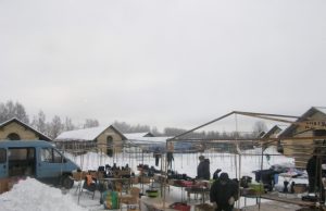 Ištuštėjęs turgus. D.Zibolienės nuotr.