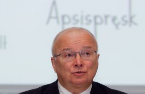 Zenonas Vaigauskas situaciją vertina kaip labai keistą ir retą: „Jei opozicija didesnė būtų ir taip elgtųsi