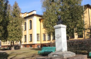 Rokiškio Juozo Tumo-Vaižganto gimnazija. D. Zibolienės nuotr.