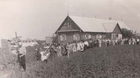 Į Kalvius atgabentas gimtasis Vaižganto namas kelis dešimtmečius išlaikė autentišką veidą. Taip jis atrodė 1968 m.