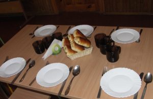 Stalas padengtas. D. Zibolienės nuotr.