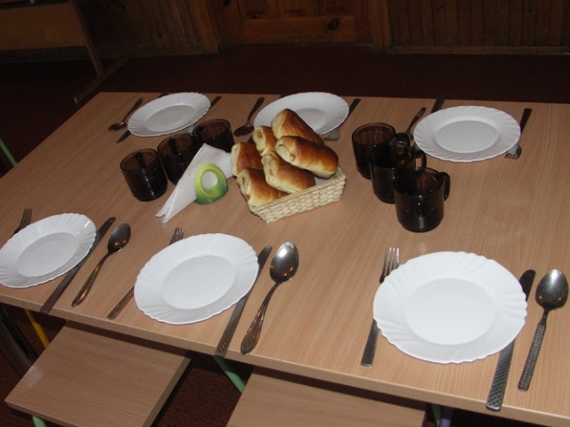 Stalas padengtas. D. Zibolienės nuotr.