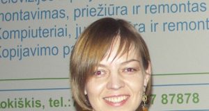 Dalia Varnaitė kviečia į antrąją personalinę parodą Rokiškio dvare. D.Zibolienės nuotr.