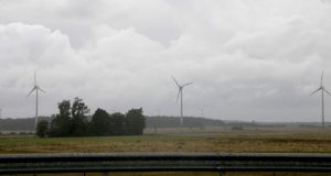 Prieš akis išdygsta pajūrio zonos vėjo jėgainių parkas... A.Minkevičienės nuotr.