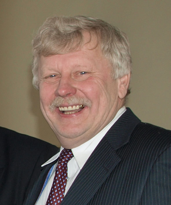 Politikas Rimantas Velykis grįžta į Panemunėlio seniūniją.