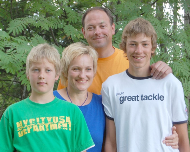 Išskirtinio dėmesio sulaukę Onutė ir Giedrius Viduoliai tikina Išskirtinio dėmesio sulaukę Onutė ir Giedrius Viduoliai tikina