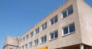 Antstoliai ketina parduoti šias viešbučio priestato antrojo ir trečiojo aukštų patalpas