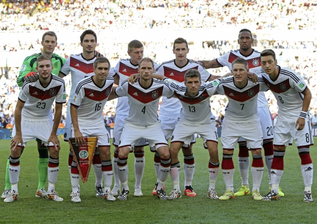 Vokietijos rinktinė savo marškinėlius papuoš ketvirtąja čempionų žvaigždute. Eltos nuotr.