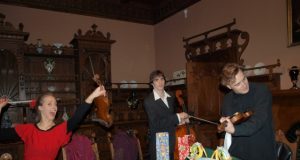 Po žiūrovus pakerėjusio koncerto (iš kairės) Simona  Zajančauskaitė