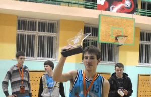 Oro karalius Justas Laužadis.